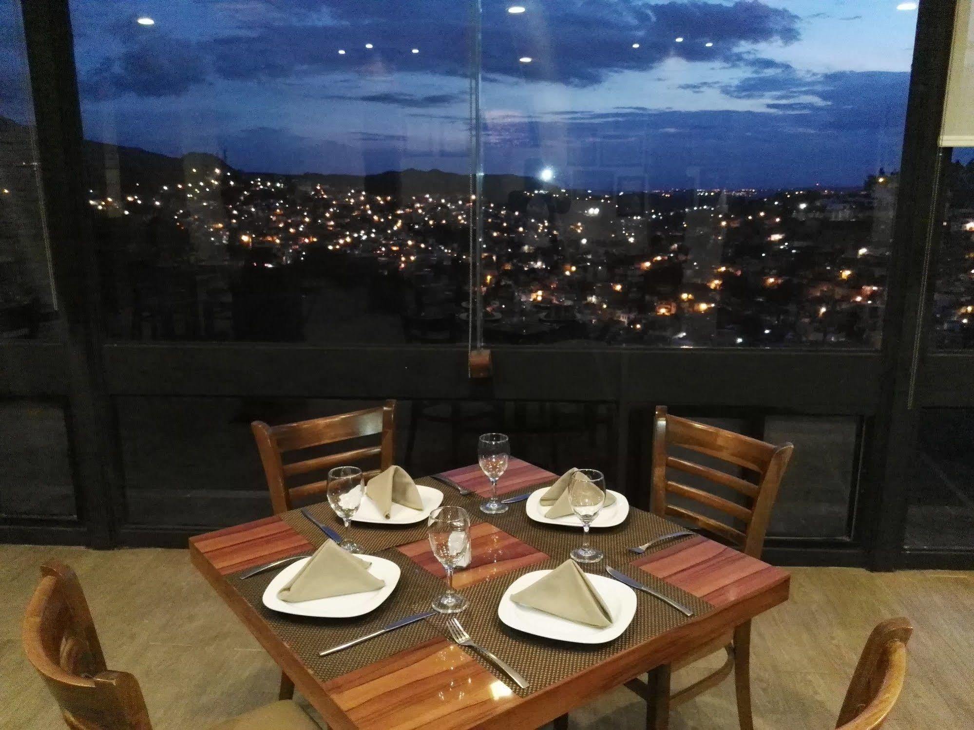 Hotel Guanajuato Bagian luar foto